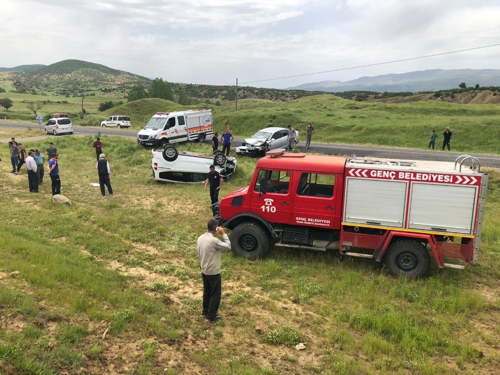 Bingöl’de trafik kazası: 8 yaralı 