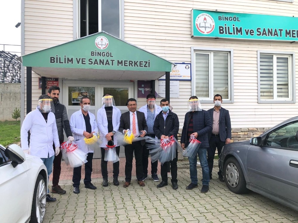 Bingöl’de üretilen siperler, sağlıkçılara teslim edilmeye başlandı 