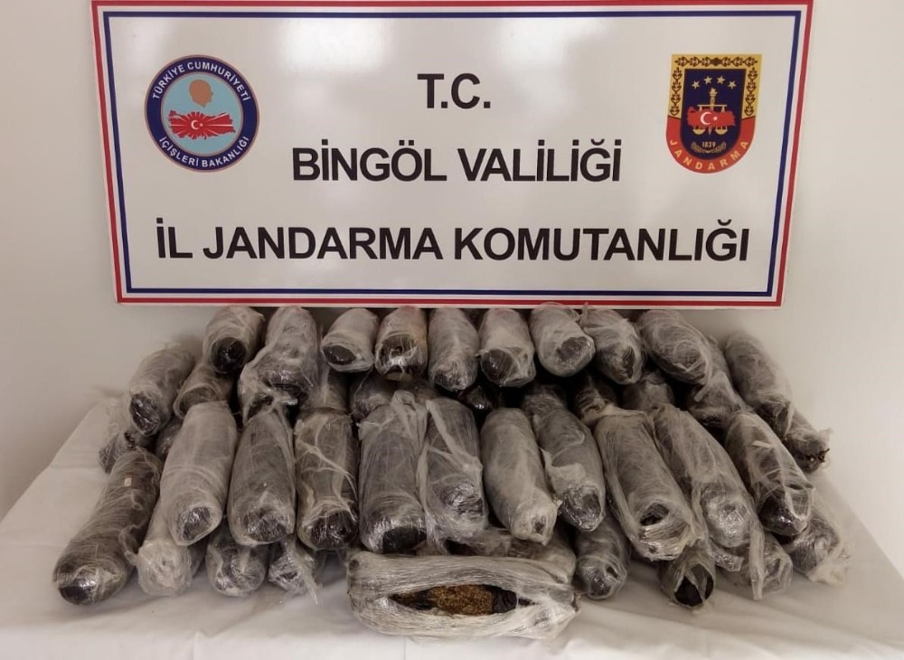 Bingöl’de yapay mağarada zulalı 50 kilo esrar ele geçirildi 
