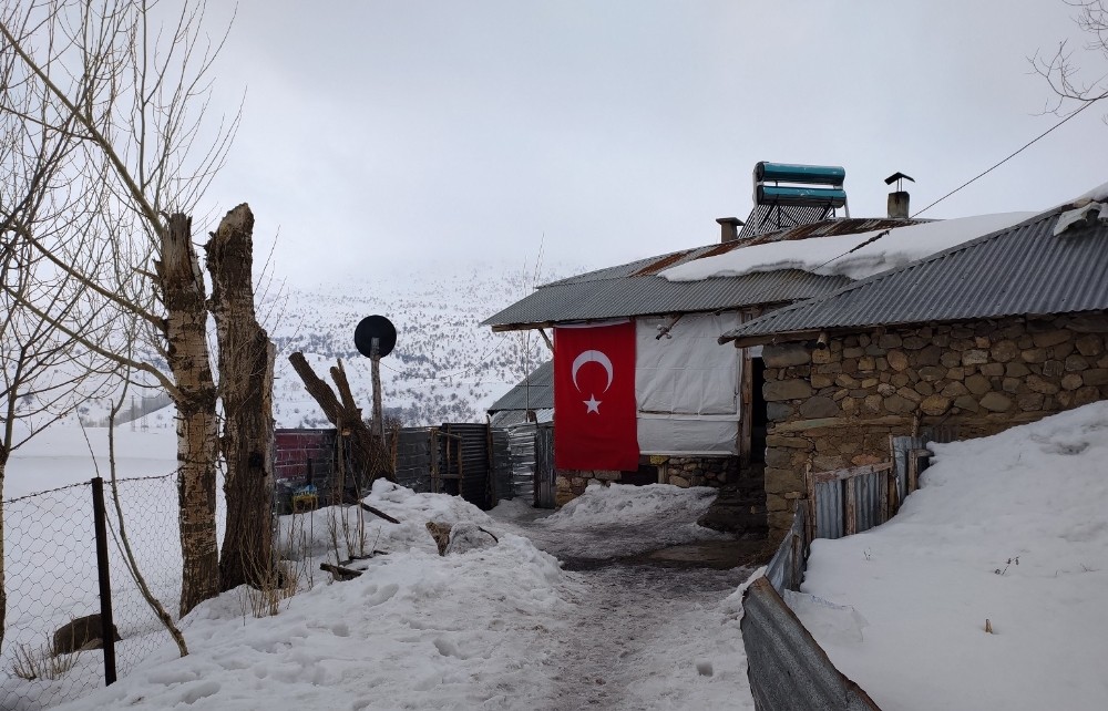 Bingöl’e şehit ateşi düştü 