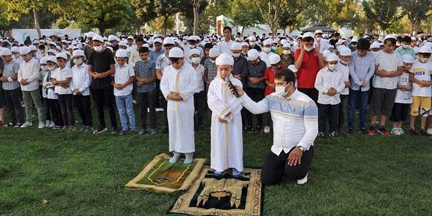 Binlerce çocuğun namazla buluşma sevinci! "Hiçbir virüs, namazsızlık virüsü kadar öldürücü değildir"