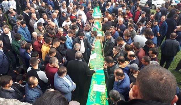 Binlerce kişi akın etti! İlçeyi yıkan haber