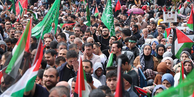 Elazığ'da binlerce kişi Gazze için buluştu!