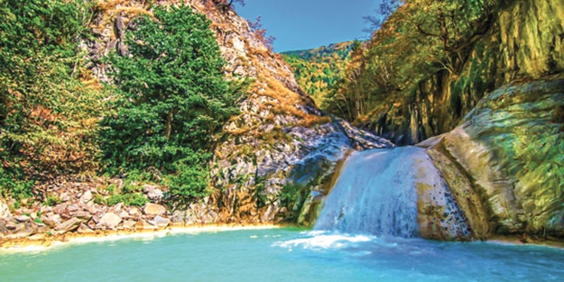 Binlerce turist akın ediyor! Öyle bir özelliği var ki…