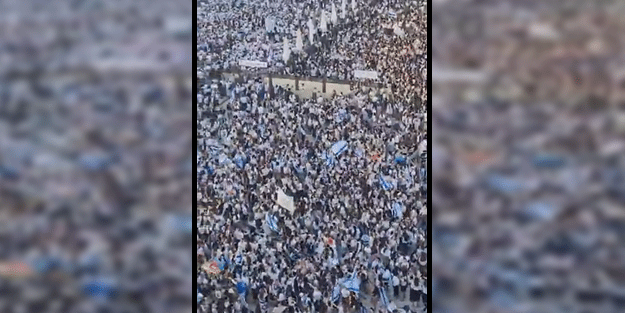 Binlerce yahudi Kudüs'te işgali kutladı!