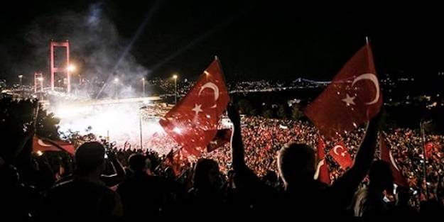 Bir 15 Temmuz anısı: Bu köpeğin kanı ile denizi kirletmeyin