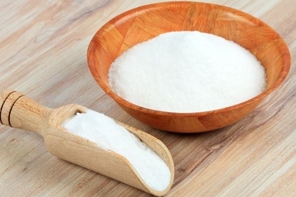 Bir an bile yüzüne bakmayacağımız karbonatın faydaları! İşte cildinizi canlı tutan, gözaltında problemi silen...