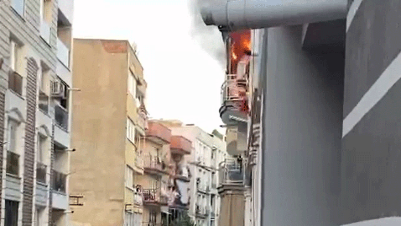 Bir anda alev aldı! O evden geriye sadece küller kaldı