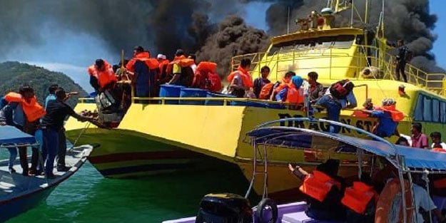 Yangın çıkan feribotta can pazarı
