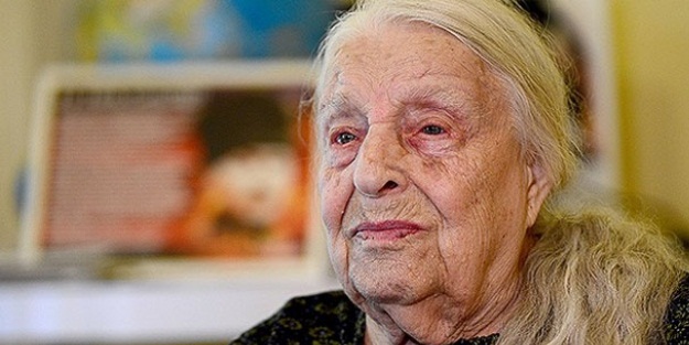 Bir asırlık öğretmen mesleğin sırlarını anlattı