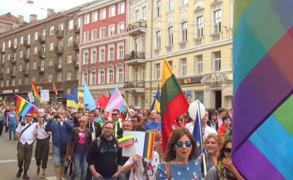 Bir Avrupa ülkesi daha çekiliyor! Sapkınları savunan İstanbul Sözleşmesi’nden çıkan çıkana