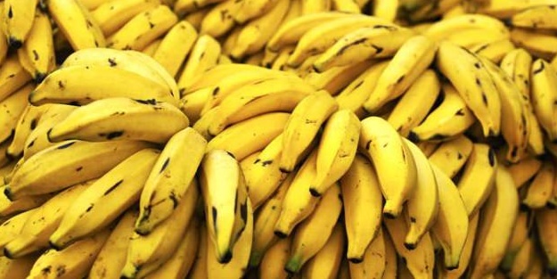 Bir ay boyunca lekeli muz yerseniz...