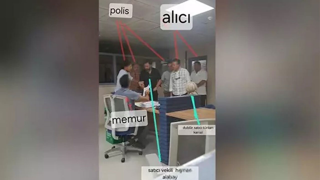 Bir ayağı çukurdaki teyzenin karıştığı şeylere bakın! Tapu dairesinde benzerine az rastlanır olay