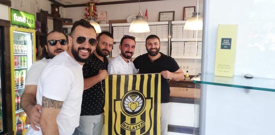 ’Bir bayrak da sen as’ kampanyasına ilgi artıyor 