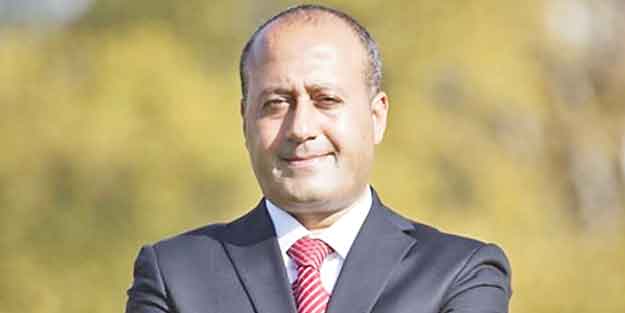 Bir belediye başkan adayı da Parlamento muhabirlerinden...