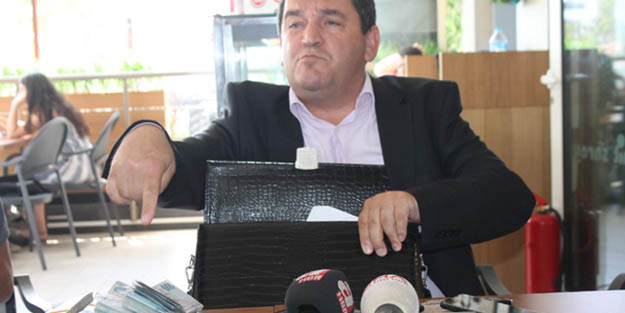 Bir çanta parayla kameralar karşısına çıkıp züğürt ağa değilim dedi