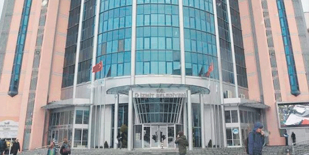 Bir CHP klasiği EYT’lilerden belediye binasına baskın