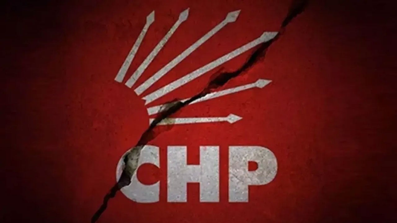 Bir CHP’li daha partisinden istifa etti