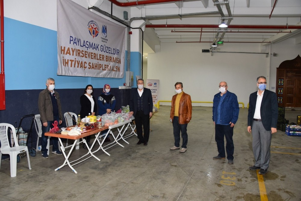 Bir dayanışma örneği de Yunusemre’den 