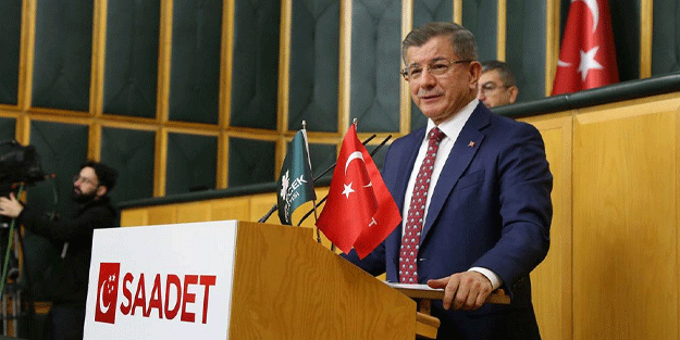 Bir dönemin başbakanı Davutoğlu ne hallere düştü HDP’ye CHP’ye şirinlik için ne diyeceğini şaşırdı!