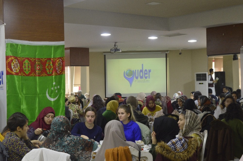 Bir dünya aynı sofrada buluştu 