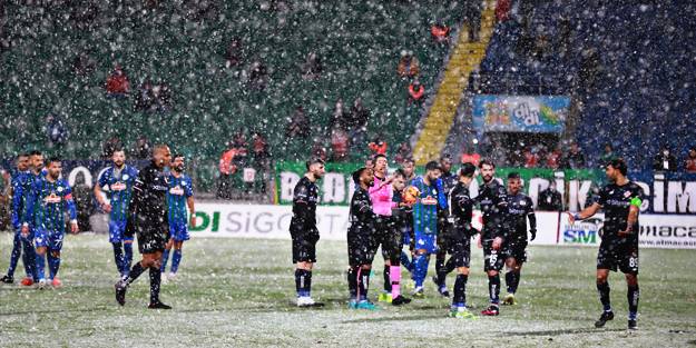 Bir erteleme kararı daha!