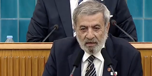 Bir gün dolandırma, bir gün dayak, bir gün sahtecilikten sanık… Başörtü yasakçısı Nazmi çok yakıştı hacı Meral’e!