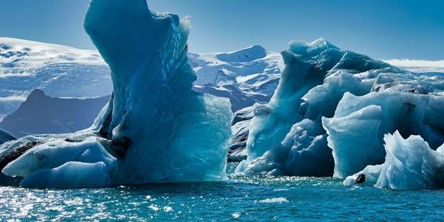 Bir günde bakın kaç ton buzul eridi! Korkutan miktar