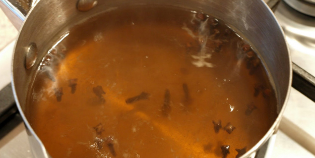 Bir hafta boyunca karanfilli su içerseniz bakın ne oluyor!