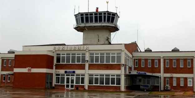 Bir havalimanının daha adı değişti