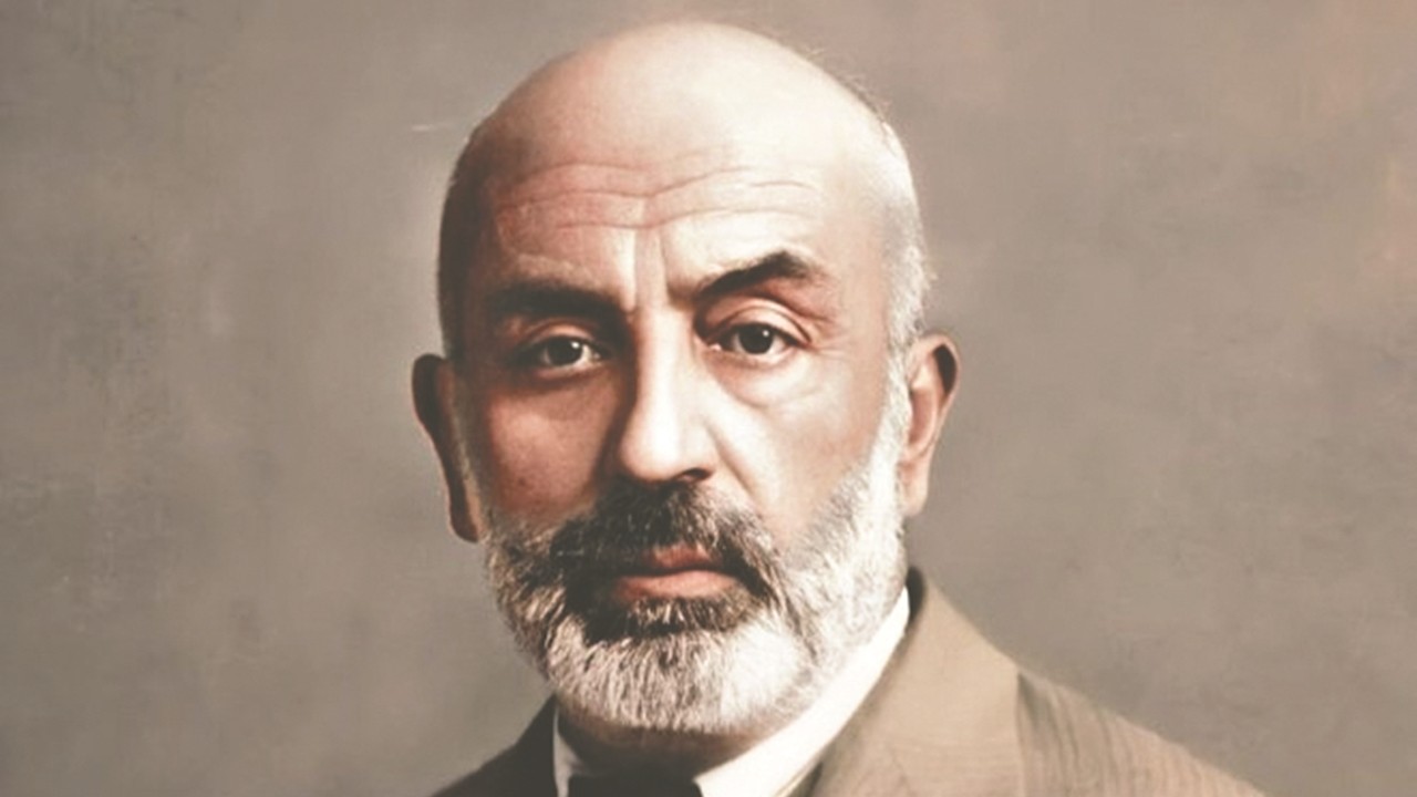 ‘Bir hilal uğruna’ adanmış ömür: Mehmet Akif Ersoy