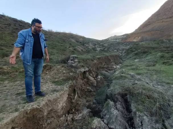 Bir il korku içinde! Büyük bir kayma var