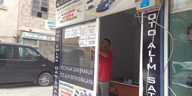 Bir ilçe sular altında kalacak! Herkes taşınırken o iş yeri açtı