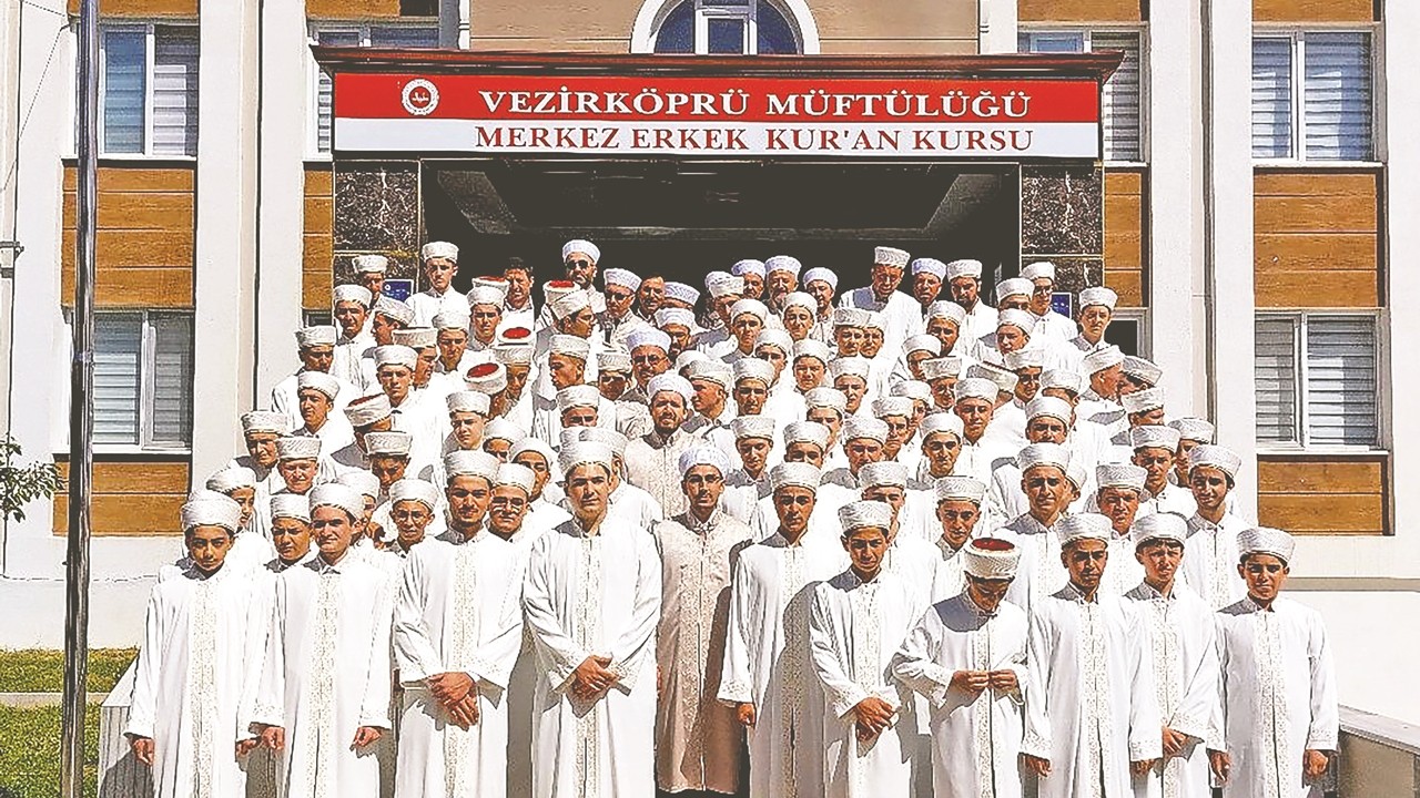  Bir ilçeden 91 hafız yetişti