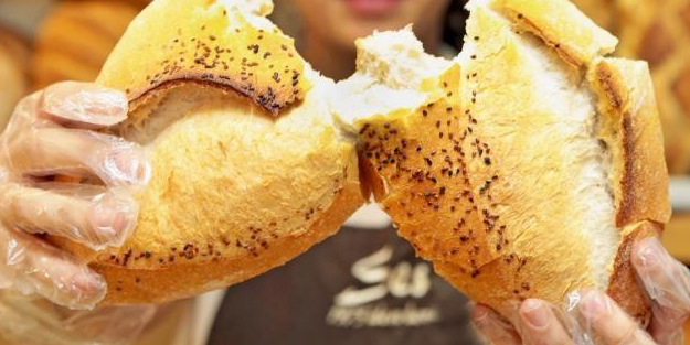 Bir ilimizde daha ekmek 4 lira oldu!