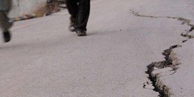 Bir korkutan deprem daha