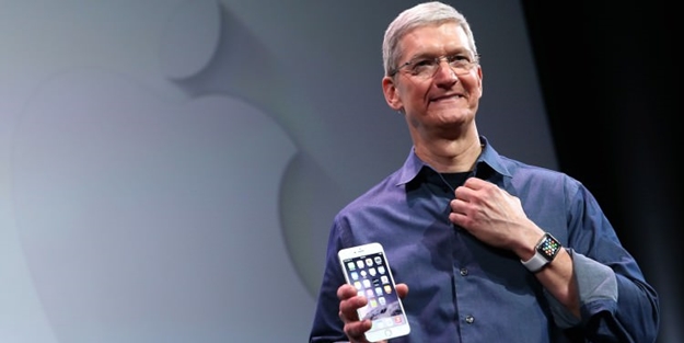 iPhone 1 milyar sattı!