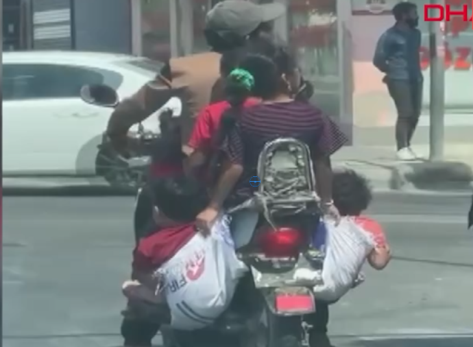 Bir motosiklette 6 can! Ne korku var ne heyecan