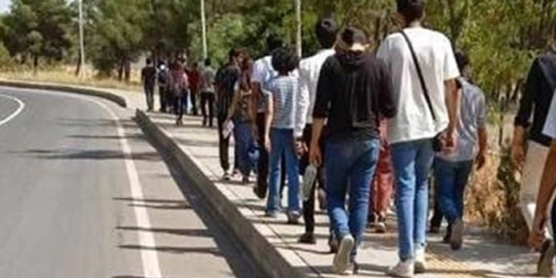 Bir öğretmen vahşeti daha! Düşük not alan kız öğrenci öğretmenini bıçakladı!