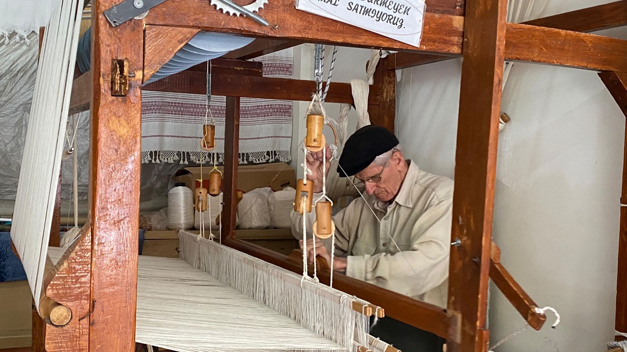 Bir ömür tezgah başında! 83 yaşındaki usta 62 yıldır çıraksız çalışıyor