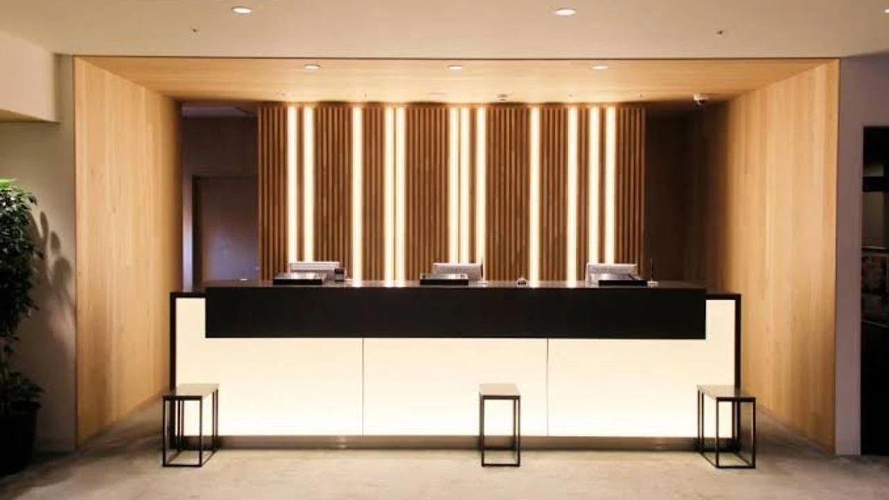 Bir otel, Yahudi turistlerden savaş suçu işlemediklerine dair taahhüt istedi