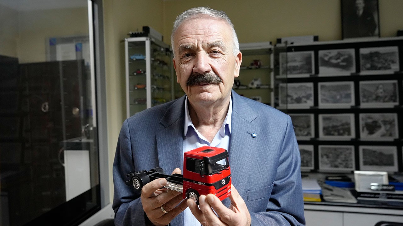 Bir oyuncakla başladı! Yüzlerce koleksiyon sahibi oldu