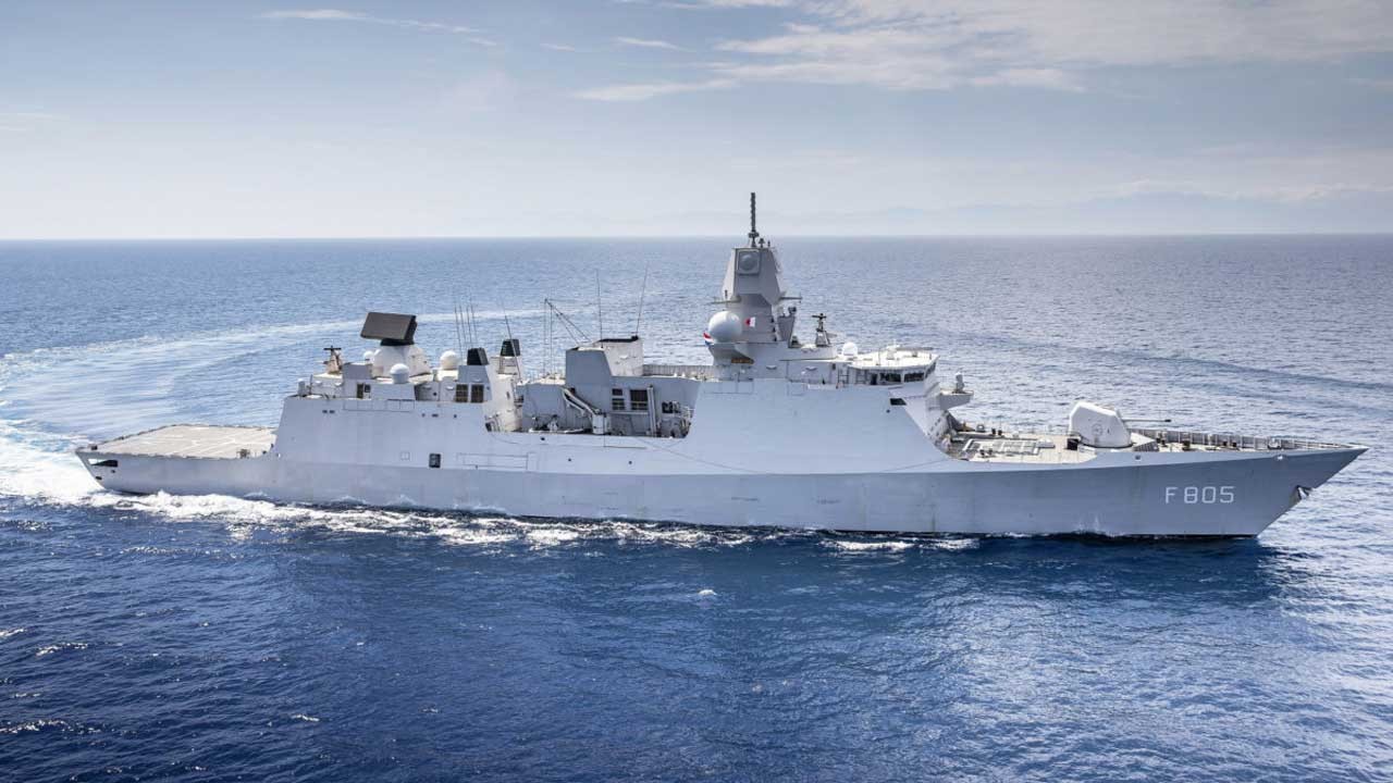 Bir siz eksikdiniz! Savaş gemisi gönderiyorlar