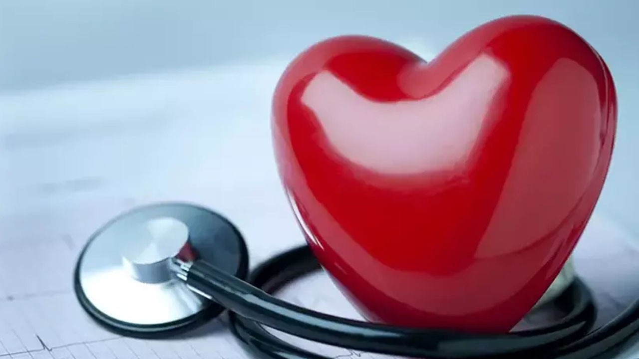 Bir tatlı kaşığı eklendiğinde kalp hastalıklarına karşı kalkan oluyor! Herkes yaptı! Bunu yaparsanız her şey yolunda