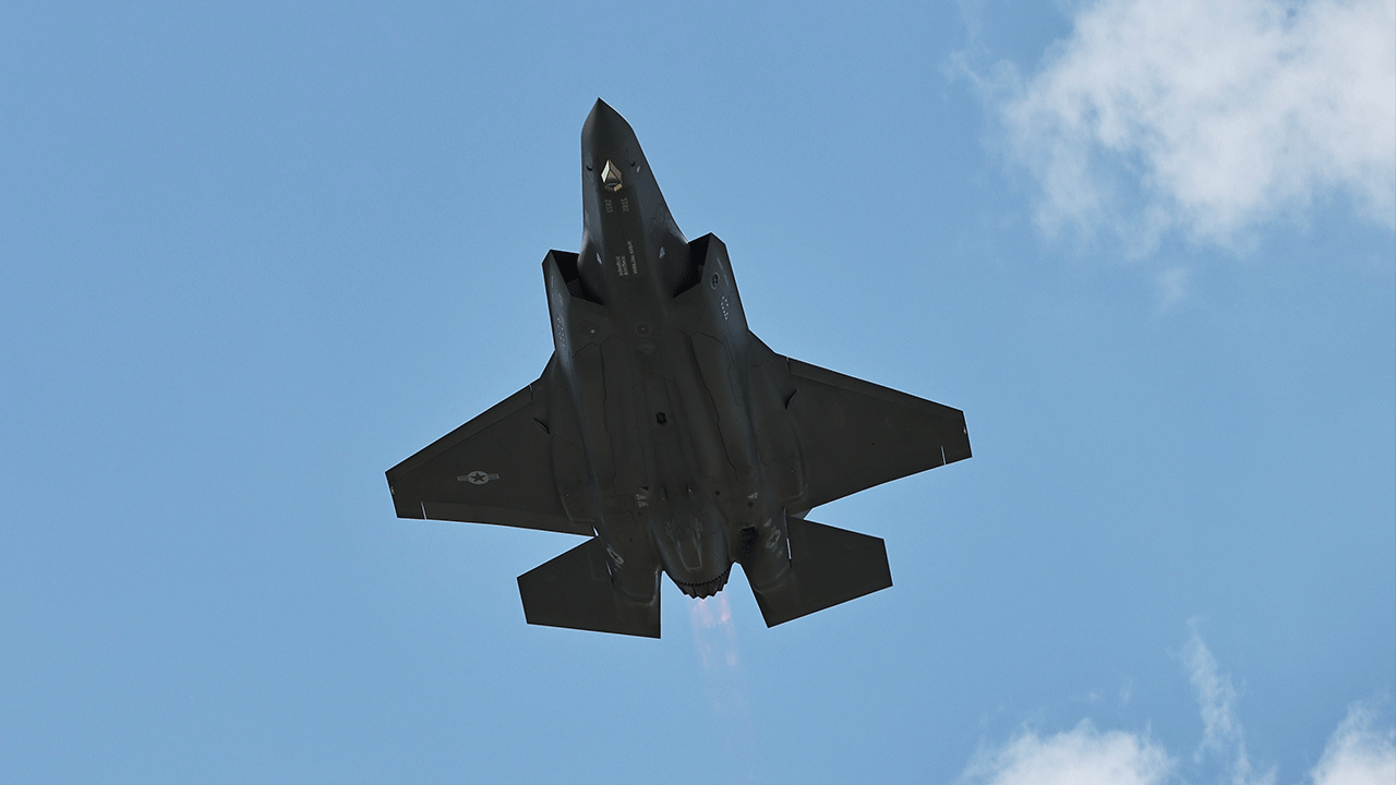 Bir uçak daha yere serildi F-35’ler keklik gibi avlanıyor
