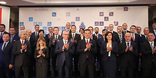 Bir yanda ‘ihaleci’, diğer yanda ‘rutin denetim’ci! İmamoğlu ‘şaibeli’ isimleri tek tek tanıttı