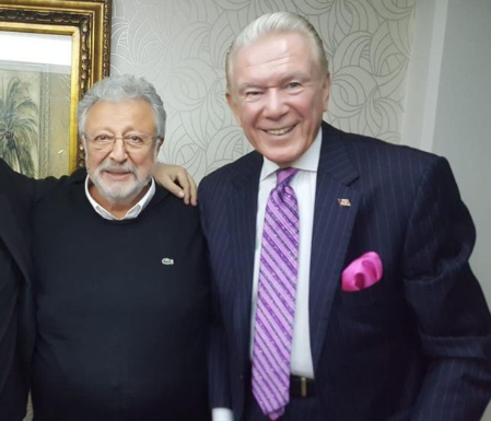 Bir yanda Metin Akpınar bir yanda Uğur Dündar! Laikçilerin meşhur sözüyle Sözcü tayfasına müthiş gönderme