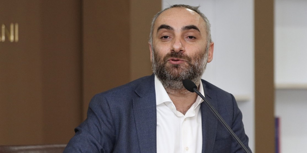 Bir yanda Nazlı Ilıcak diğer yanda Oya Akgönenç ve nicesi… Erbakan Hoca’ya dil uzatan utanmaz İsmail Saymaz’a ‘takiyye’ dersi