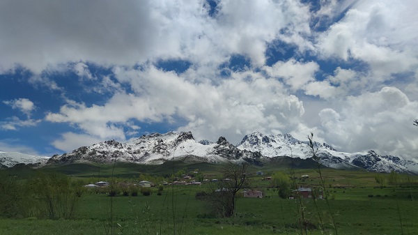 Bir yanı bahar bir yanı kış!