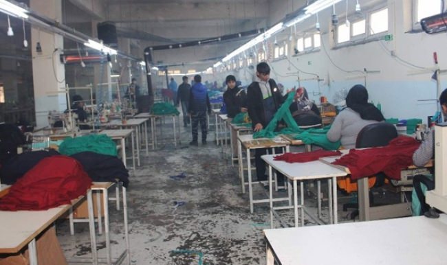 Bir yıldır 2 bin TL'ye çalışacak işçi bulamıyor!